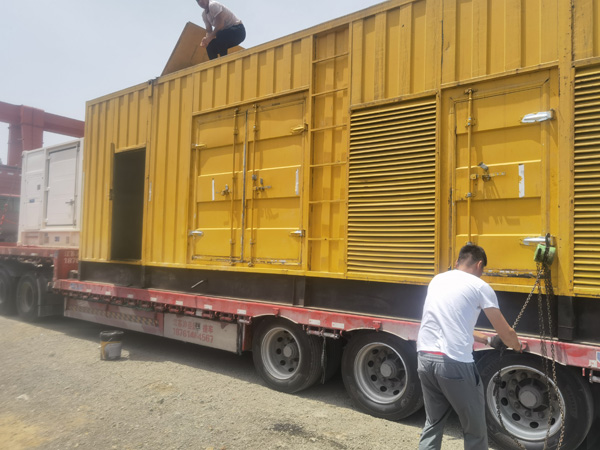 海门除了负载情况和发动机维护，还有哪些因素会影响 200kw 柴油发电机的油耗？